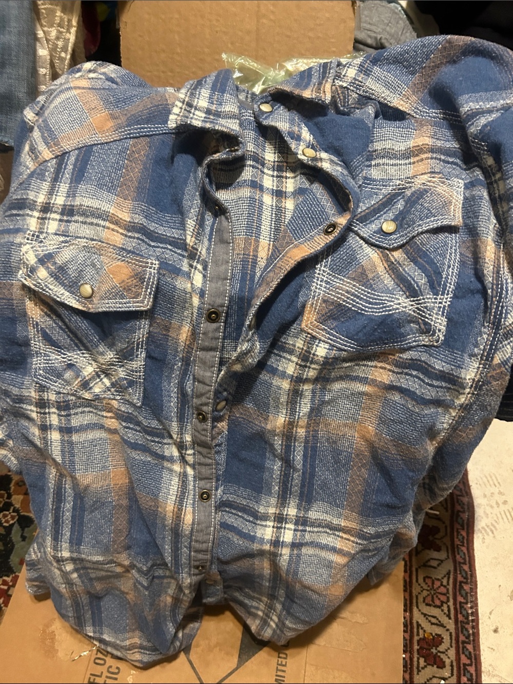 BKE (The Buckle) Blue and Tan Plaid Button-Up short sleeved Shirt